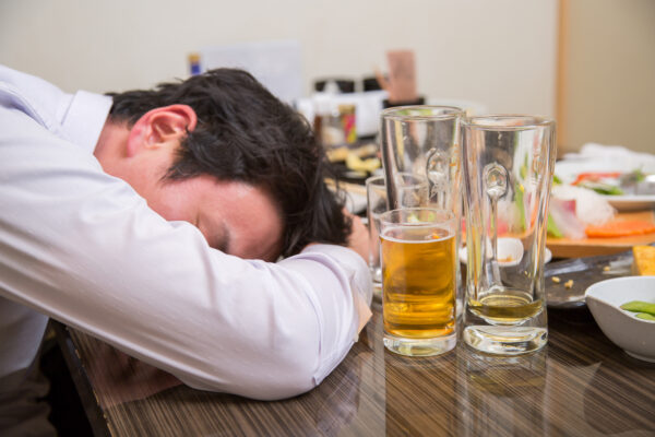 毎日の飲酒　不整脈のリスク8％増加
