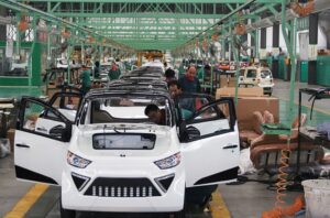 「経済構造に問題」　中国自動車メーカーが相次ぎ破綻、合併・買収が困難