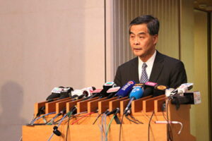 梁振英・香港特区長官　再選を断念