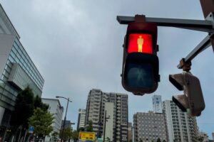 まん延防止措置8県追加　「入院は医師が判断」と首相