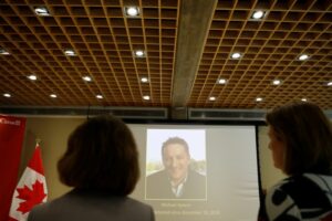 中国、スパイ容疑のカナダ人に懲役11年判決　トルドー首相反発