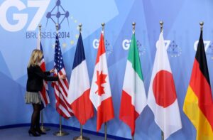 英、G7保健相の緊急会合を招集　オミクロン株の対応協議