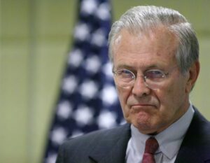 ラムズフェルド元米国防長官が死去、アフガン・イラク両戦争を主導
