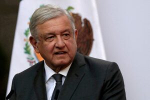 メキシコ大統領が2度目のコロナ感染、軽症で隔離しつつ公務続行