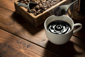 コーヒーは有益「ただし、飲み過ぎは腎臓を傷めます」