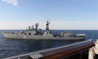 米海軍、日本海でロシア軍艦と遭遇　双方の公式見解に相違点