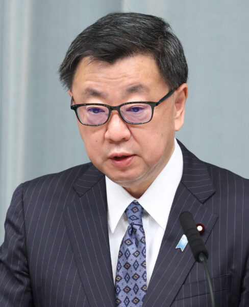 ウクライナにドローン供与、情報収集目的で＝松野官房長官