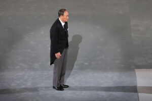 「後の世をいかにせむ」菅義偉前首相、安倍元首相国葬で深い悲しみ表す