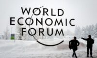 「マイナス成長では？」ダボス会議で李強首相の「経済成長率5.2%発言」に国際的な疑念