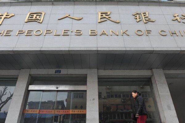 寝たきり老人でも「窓口で顔認証」　預金の引き出しを極力させない中国の銀行