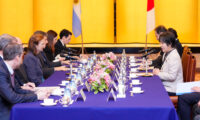 日本－アルゼンチン 外相会談　両国の将来に向けて協力関係を強化