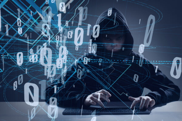 英政府、サイバー攻撃で中国企業・個人を制裁　4000万人分の有権者名簿に不正アクセス