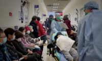 中国で肺炎および突然死が増加　医師たちが警鐘
