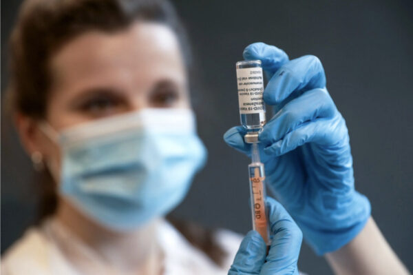 英アストラゼネカ社がCOVID-19ワクチンの世界的な回収を開始