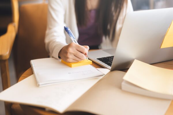 日本の大人の学力　OECD調査で世界トップレベルを維持 「読解力」「数的思考力」「問題解決能力」の3分野で評価