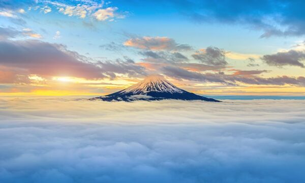 新年のご挨拶　古きを鑑とし、徳を正して未来の光明を迎えよう