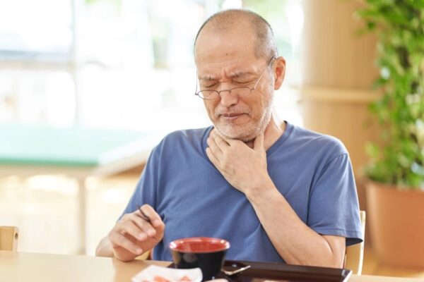 食道がんのリスクを高める習慣と予防のための食事法