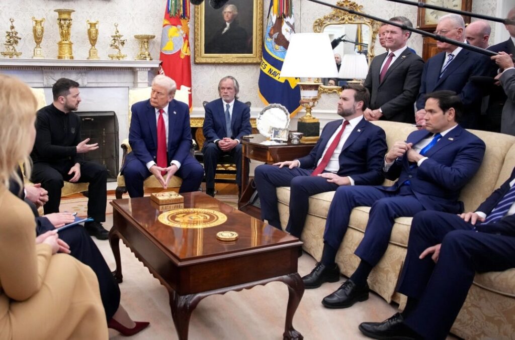 米下院議長「態度改めるか辞任」　米有力議員「トランプ氏に謝罪すべき」　ゼレンスキー氏への厳しい批判相次ぐ