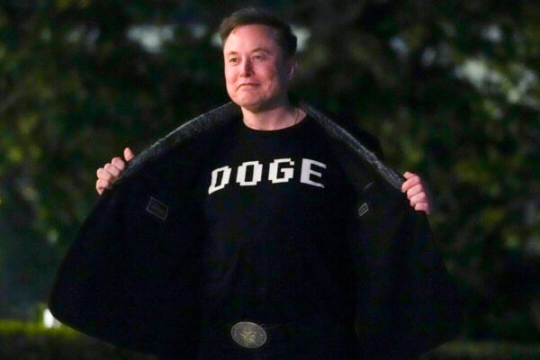 イーロン・マスク氏 DOGEの取り組みを明かす　政府支出削減の舞台裏