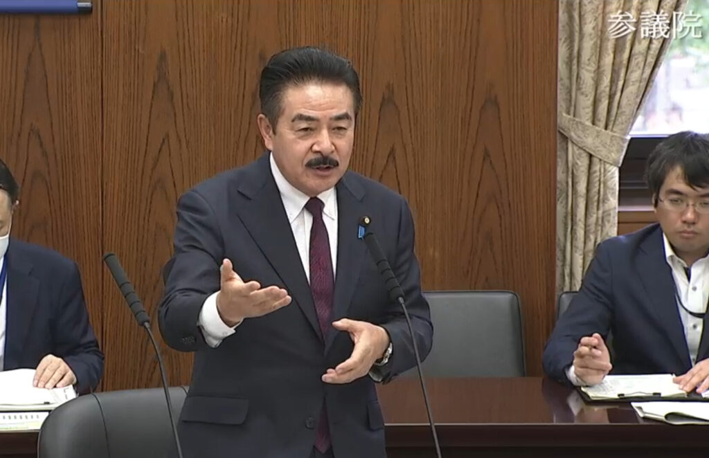「なぜ中国には強く出ないのか…」佐藤議員が岩屋外相に　カナダの中国系「反日」博物館めぐり