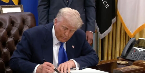 ウイルス「機能獲得研究」　アメリカ政府が中国などへの助成金停止