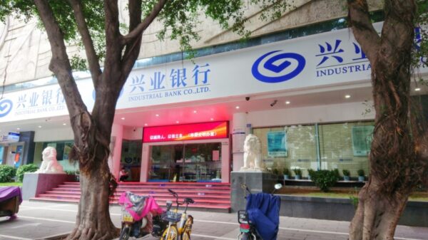 中国大手銀行が斡旋する就活特権