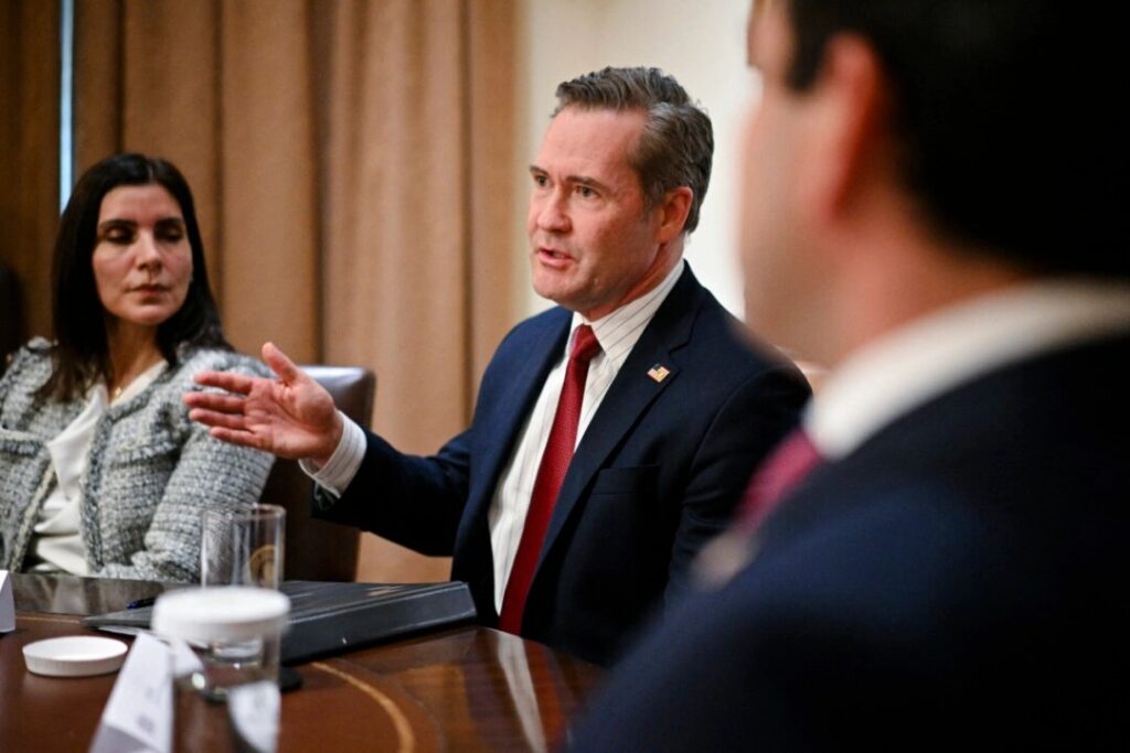 ルビオ国務長官　国家安全保障補佐官を兼務へ　ウォルツ氏は国連大使に