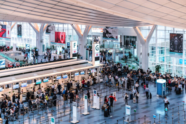 国交省　航空会社間の便数・ダイヤ調整容認へ