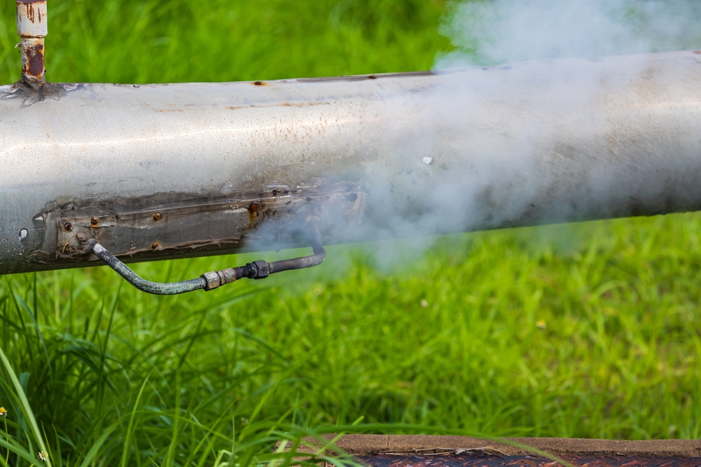 ENEOS堺製油所でガス漏れ事故　40代男性が死亡　他男性2人も意識障害訴える