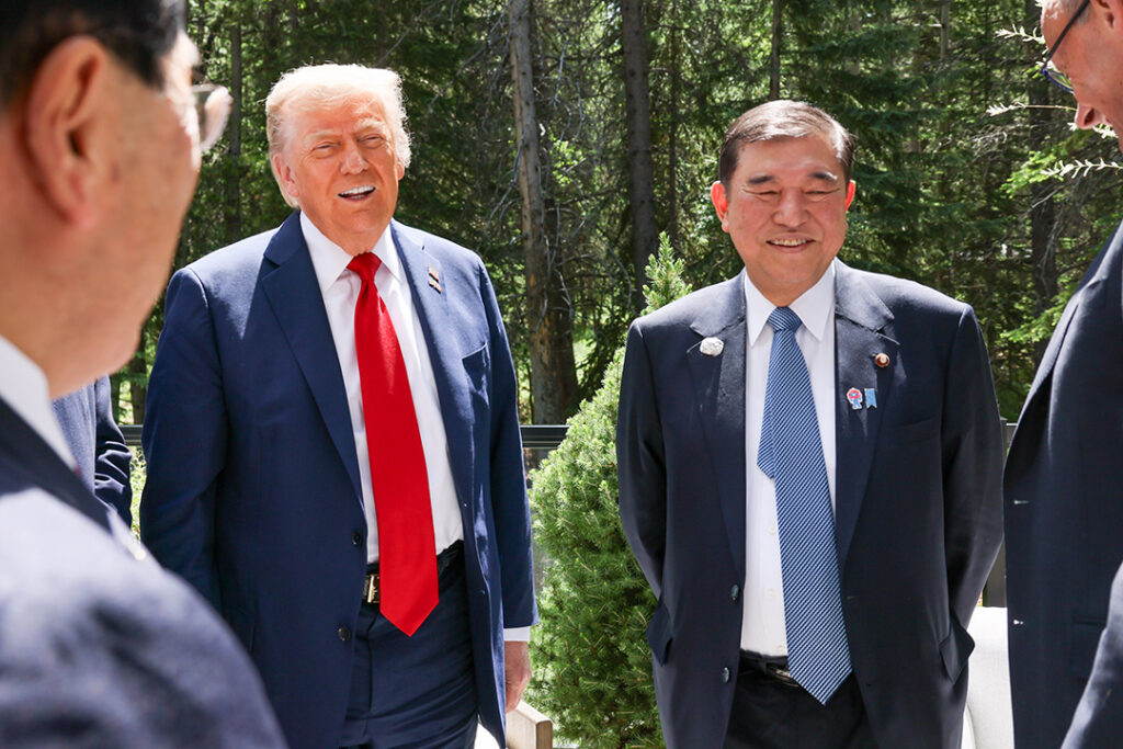 石破首相　G7サミット終え帰国　