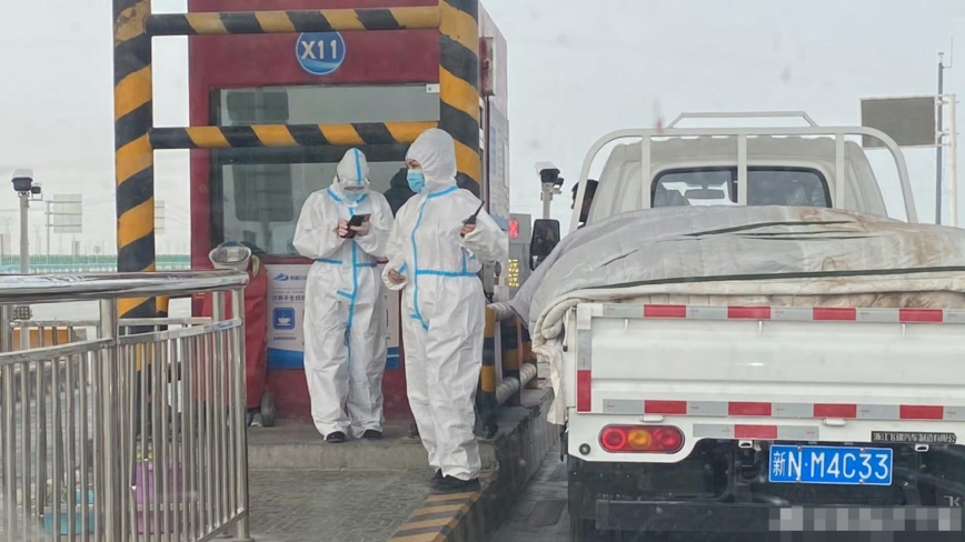 「あの白い影」が戻ってきた　中国人の脳裏によぎる悪夢の3年