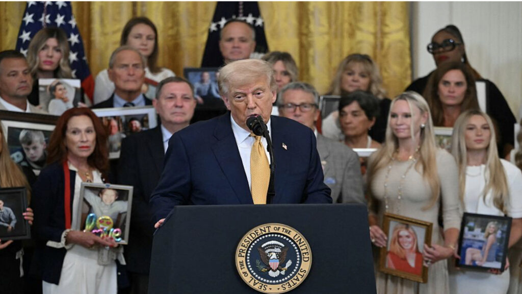 トランプ氏　フェンタニル取締法に署名　中国に死刑適用を要求