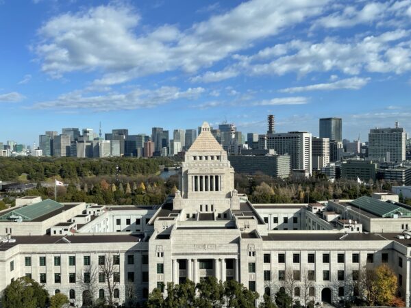 高市首相　買春側処罰の検討を法相に指示　衆院予算委