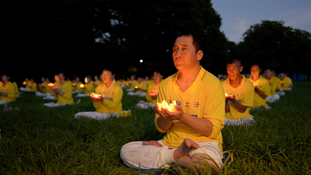 法輪功学習者が代々木公園で追悼集会　中共に迫害停止を訴え