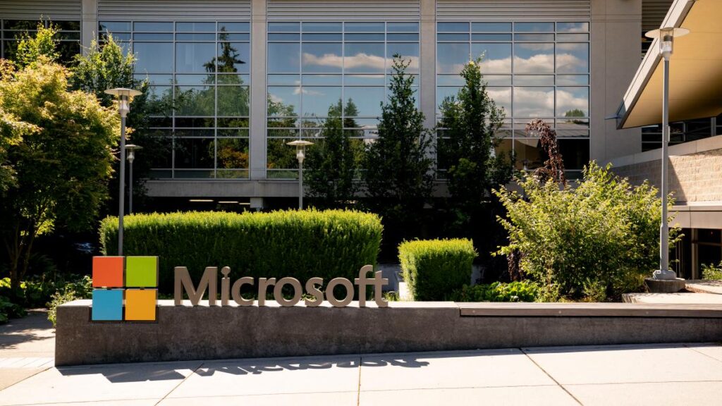 マイクロソフト　中国人技術者に対し米軍向けの技術支援中止