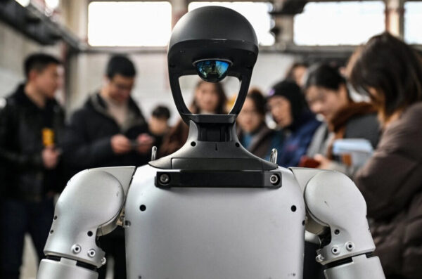 AI軍拡の新局面　ロボット化する中国共産党の脅威