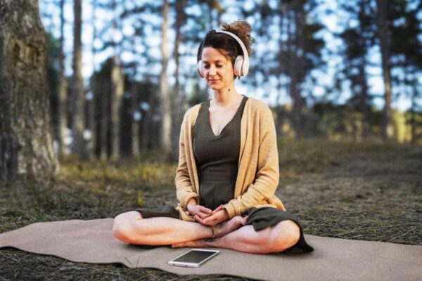 研究：マインドフルネス療法は難治性うつ病を著しく改善