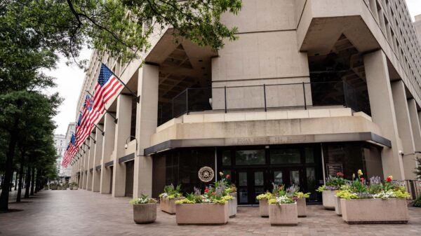 FBIが米国市民の情報流出を指摘　中共がサイバー攻撃を実施