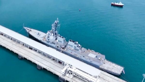 米軍の艦艇8隻がベネズエラに集結　トランプ政権　麻薬取締りで圧力強化