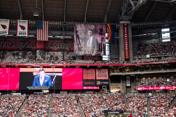 カーク氏暗殺　なぜ世界に衝撃を与えたのか