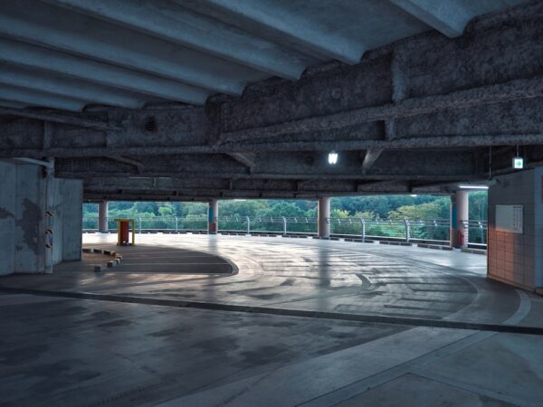 大阪市北区の立体駐車場でベビーカー転落　乳児が重傷