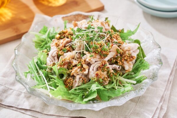 汗の出方でわかる体調に寄り添う、豚しゃぶ薬膳サラダ