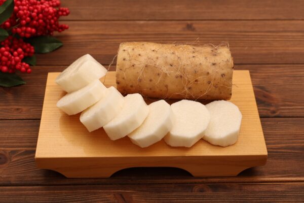 汗で失われた精力を補う ― 長芋薬膳の力