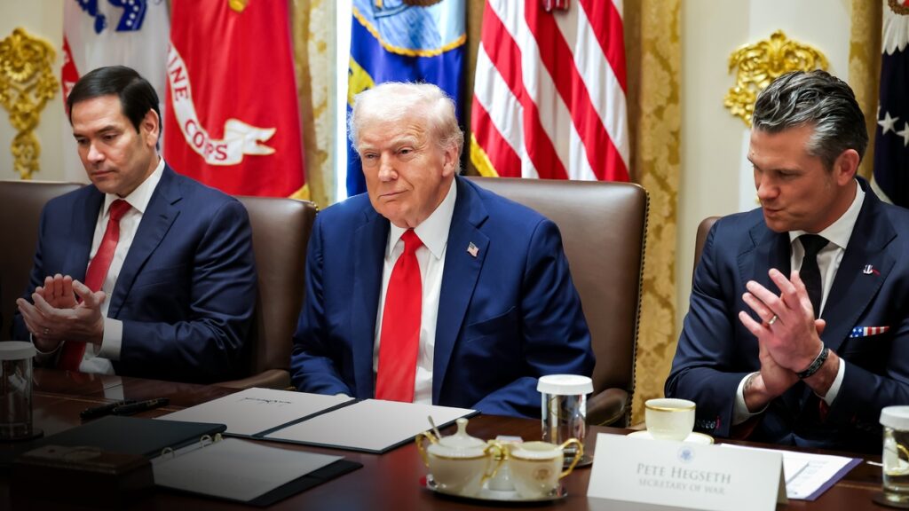 数か月に及ぶ和平交渉　トランプはどのように中東の歴史的合意を実現したのか