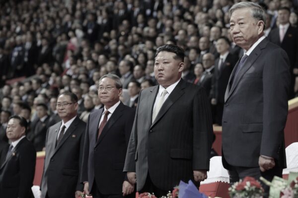 中共首相訪朝の様子　民衆が嘲笑　中国の面目失うと批判