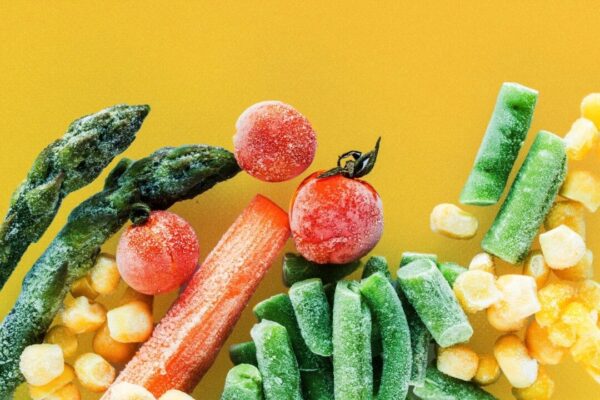 冷凍食品が栄養を保ち、廃棄を減らす方法