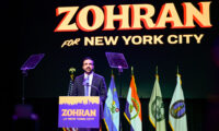 進歩派のマムダニ氏がNY市長選で勝利　州知事選など複数の選挙でも民主党候補が勝利　