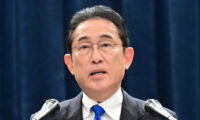 岸田元首相　イラン議連で対話継続　政府連携で中東対応に関与