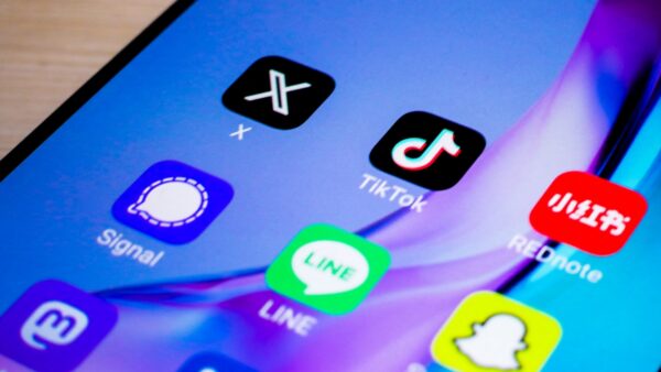 中国発の偽装アカウントが次々露呈　 サイバー軍の実態も浮き彫りに