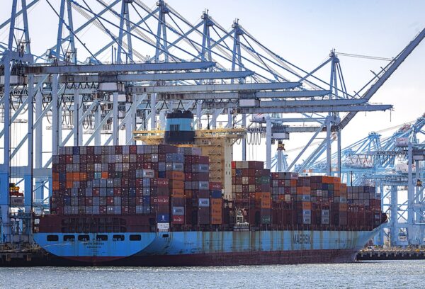 トランプ関税　最高裁で審理される対象は？　IEEPAと他法の違いを解説